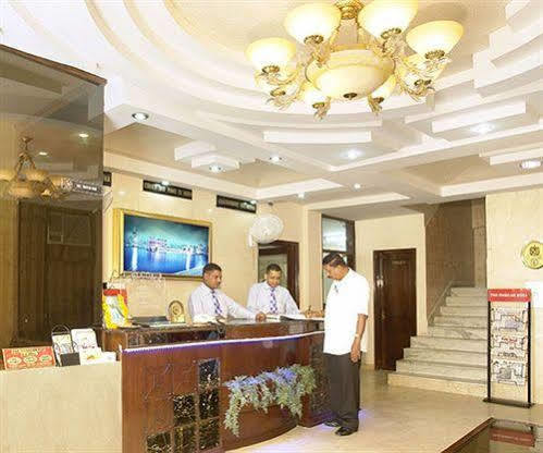 Hotel B Continental Delhi  Interior photo